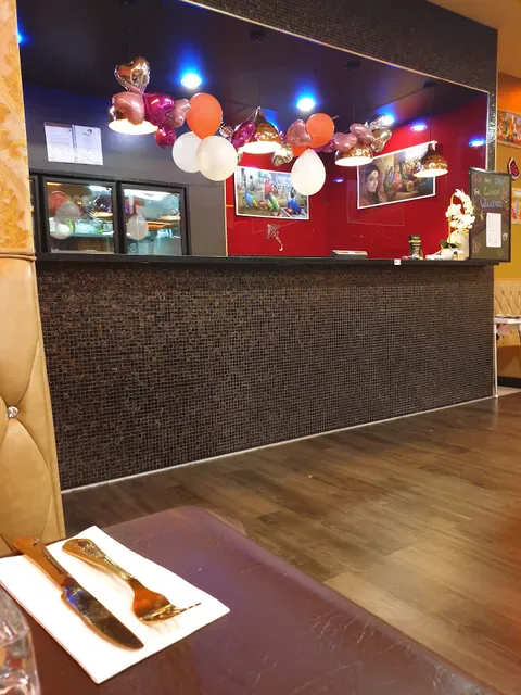 The Curry Hut