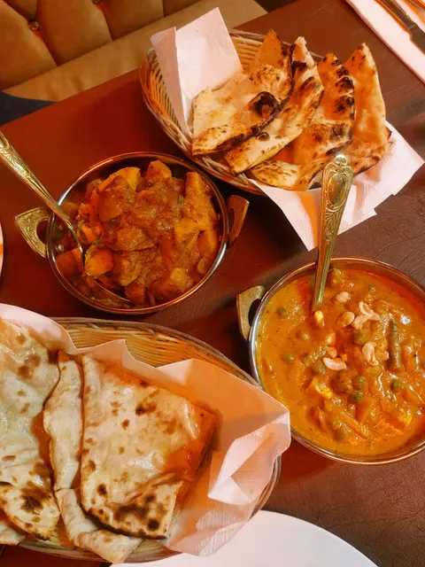 The Curry Hut