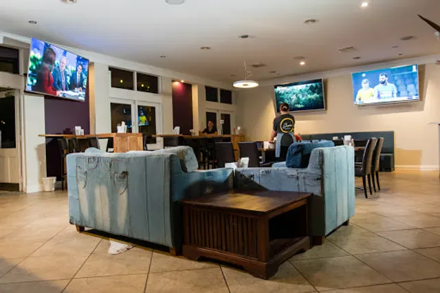 The Grove Bar & Grill