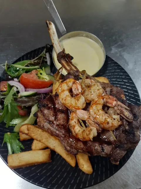 The Grove Bar & Grill