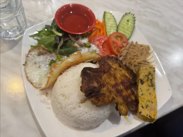 Friendship Vietnamese Delights Restaurant