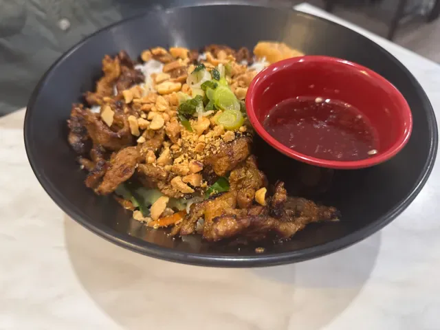 Friendship Vietnamese Delights Restaurant