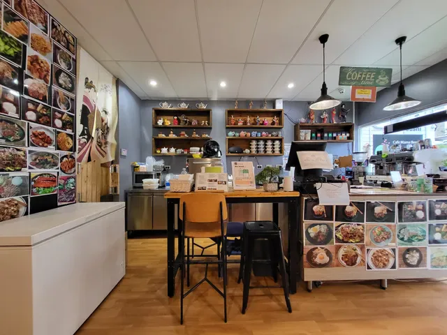 Mama's & Papa's Japanese Cafe