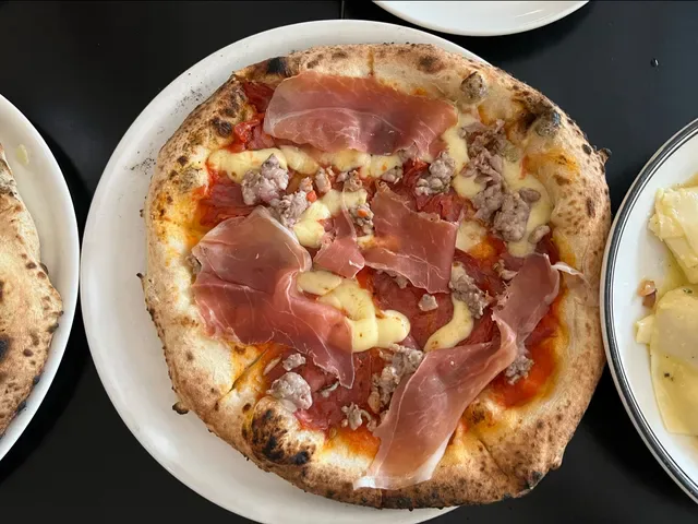 Monsterella Pizza