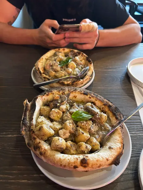 Pizzeria Da Leo WEMBLEY