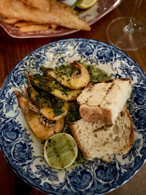Mayfair Lane Pub & Dining Room