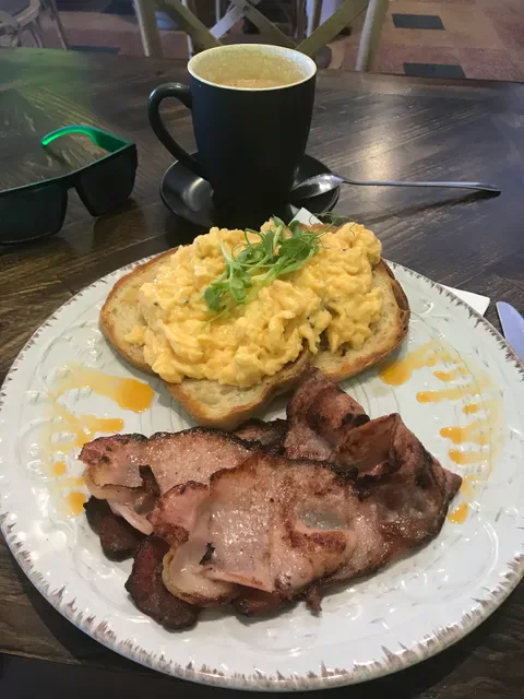 Cafe Lumos