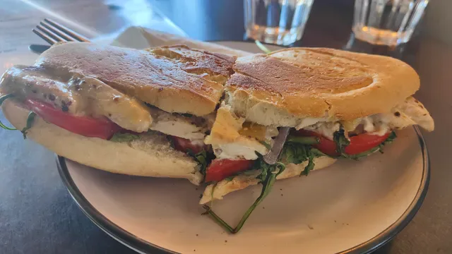 Twig & Sparrow Cafe