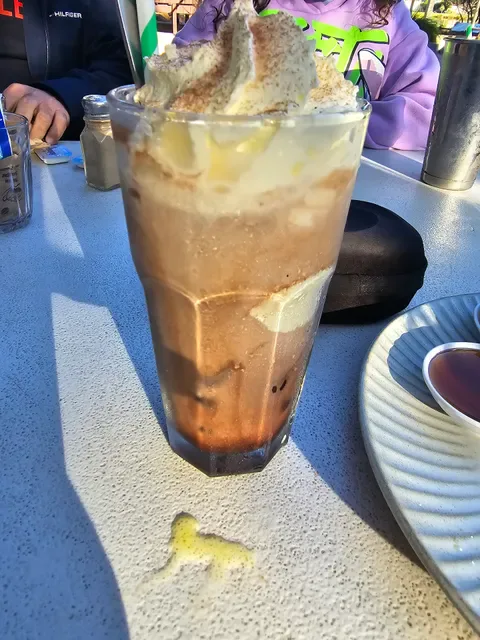 Lo Quay River Cafe