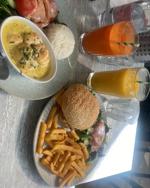 Lo Quay River Cafe