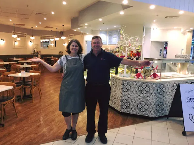 Boulevard Cafe and Tearooms