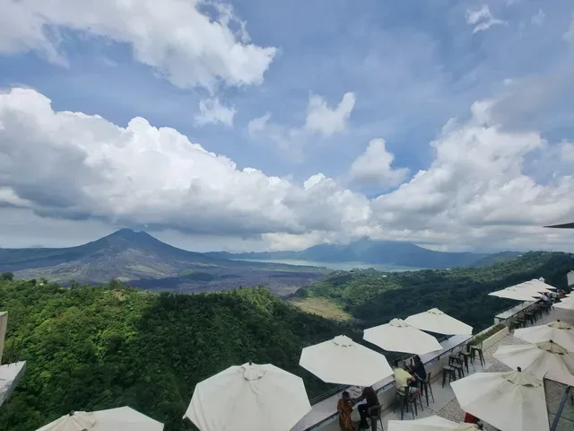 Grand Puncak Sari Restaurant