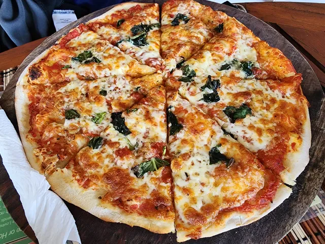 Orlando's Mama Pizza Garden