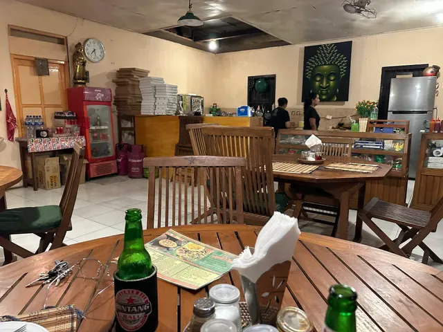 Orlando's Mama Pizza Garden