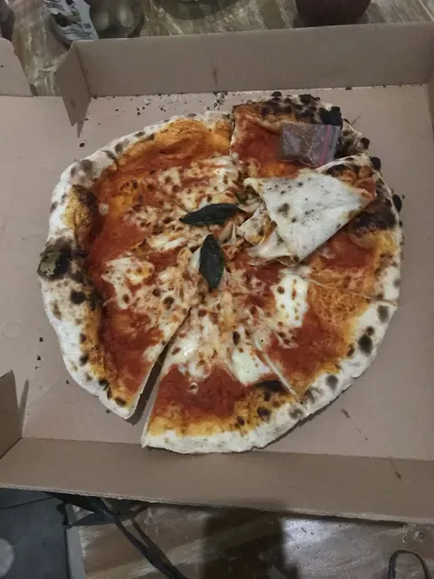 Tanda Pizza Restaurant