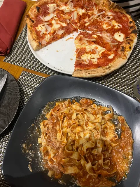 Tanda Pizza Restaurant