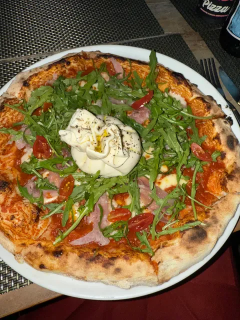 Tanda Pizza Restaurant