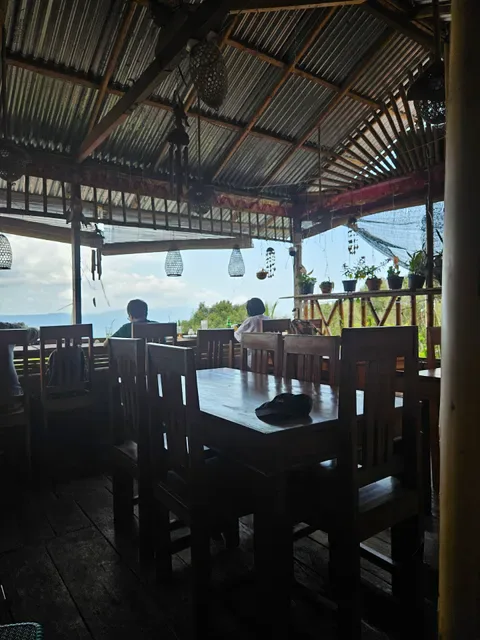 Warung Enjoy Cafe 2 Munduk