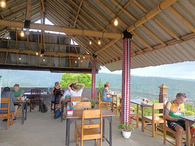 Warung Genitri