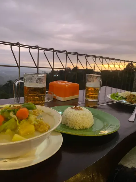 Warung Genitri