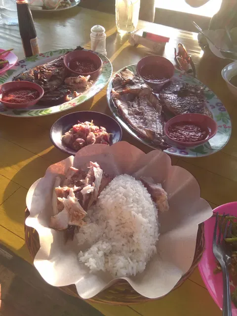 Warung Ikan Bakar Xenia