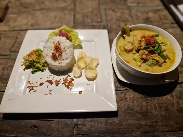 Warung Pudak Tut Je