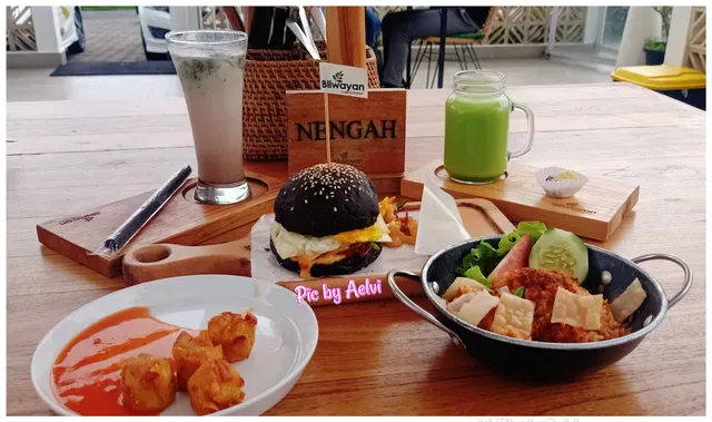 Bli Wayan Cafe & Kitchen
