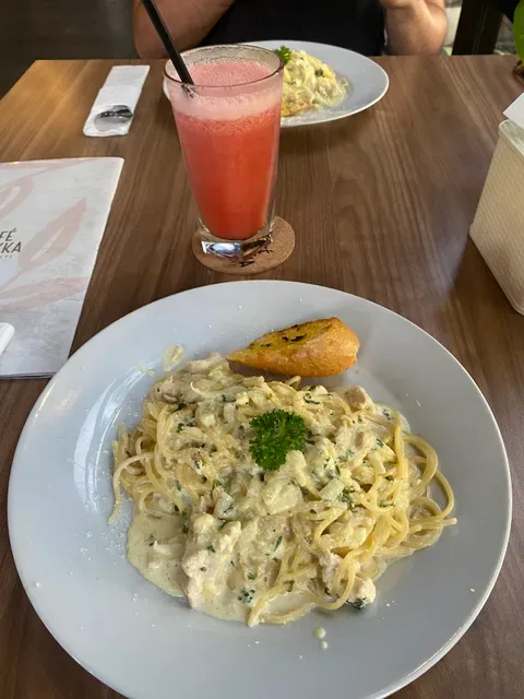 Café Sukka Baturiti - Coffee Shop & Restaurant Bali