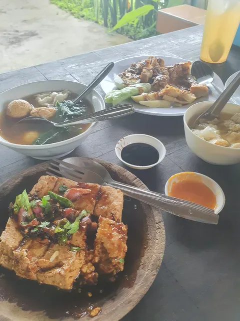 Cafe Tahu