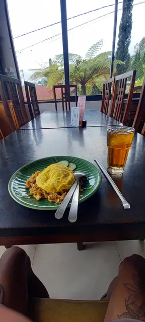 De Danau lake view restaurant