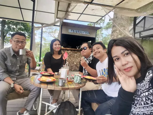 Hot Sugar Cafe at Bedugul Hills