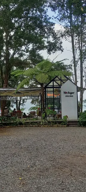 Hot Sugar Cafe at Bedugul Hills