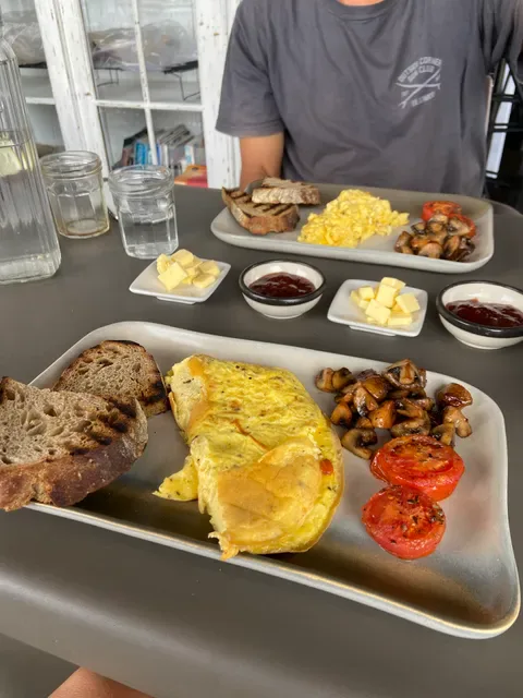 The Lost cafe