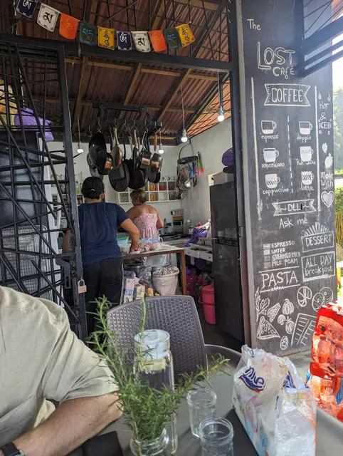 The Lost cafe