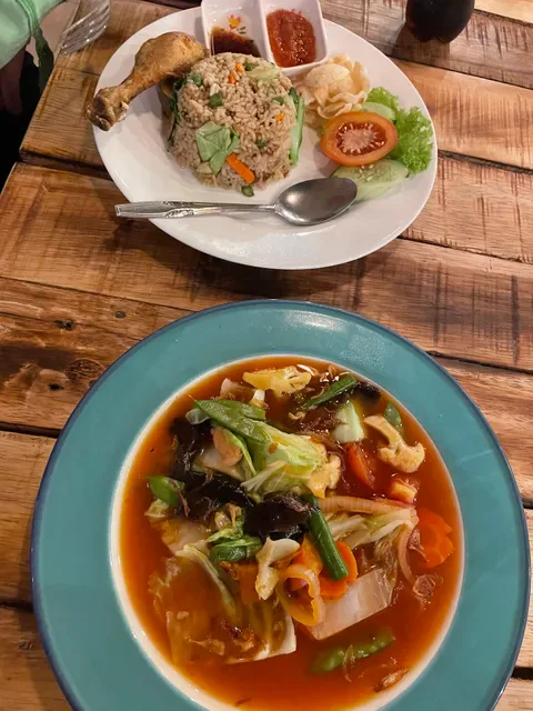 Warung Moglong