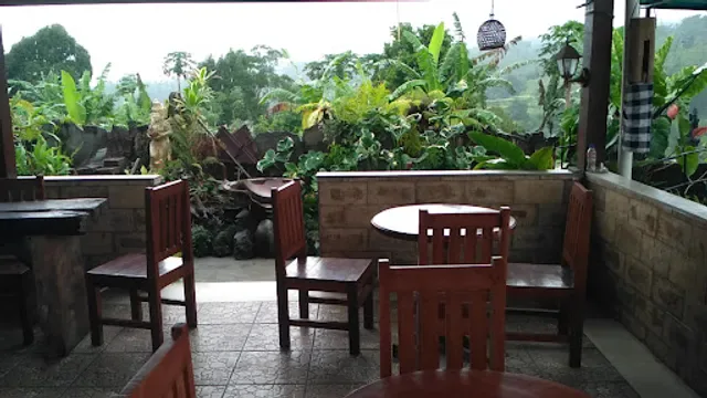 Warung and Angkringan Pacung Panorama