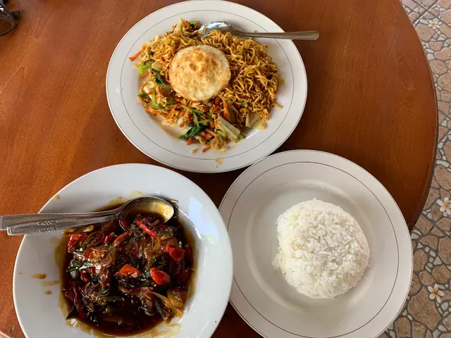 Warung and Angkringan Pacung Panorama