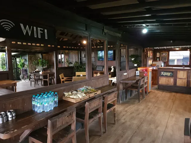 Warung Taman Gemitir