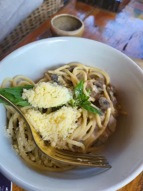 Genius Café Gianyar