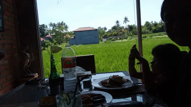 Warong Legong