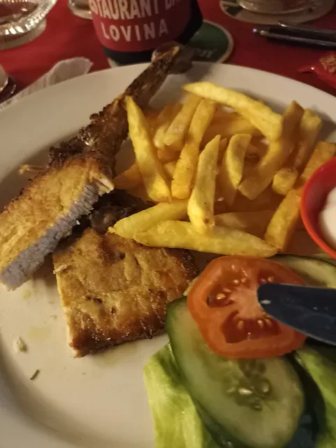 Lumbung Sports Bar & Restaurant