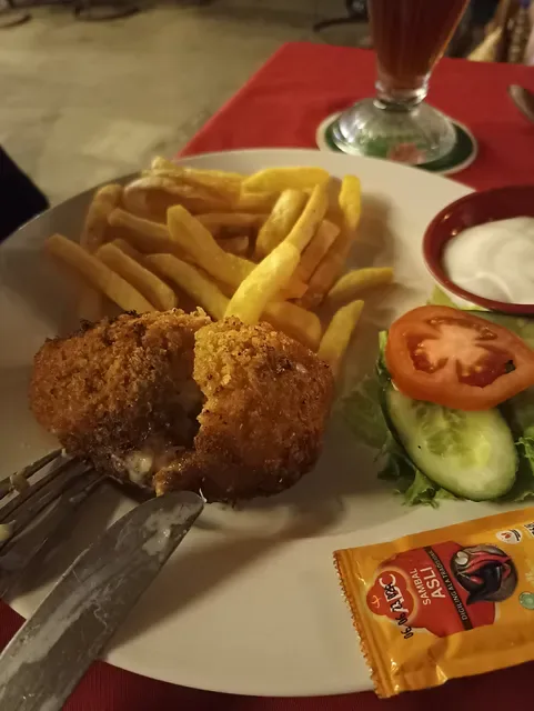 Lumbung Sports Bar & Restaurant