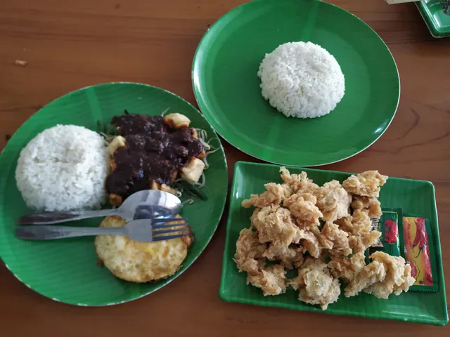 Rumah Makan Mana Lagi