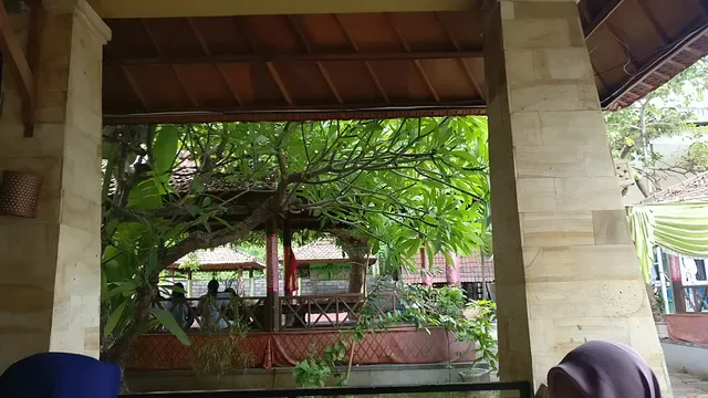 Rumah Makan Manalagi 2