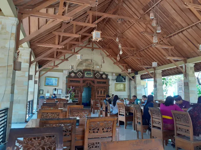 Rumah Makan Manalagi 2