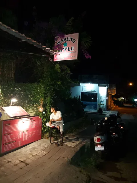 Warung Apple