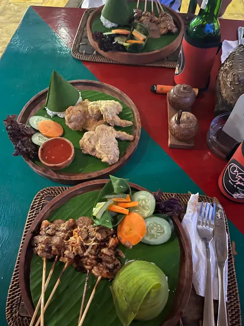 Warung Jepun (Bar and Resto)