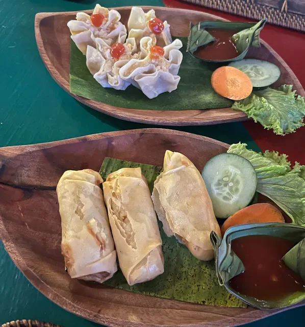 Warung Jepun (Bar and Resto)