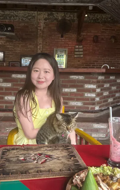 Warung Jepun (Bar and Resto)