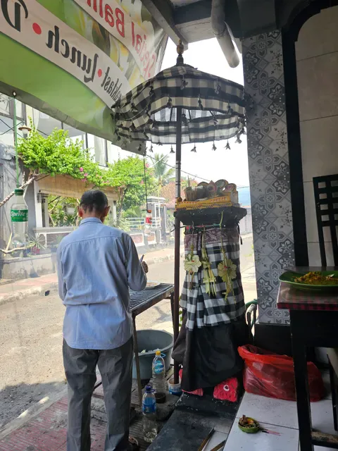 Warung Putu